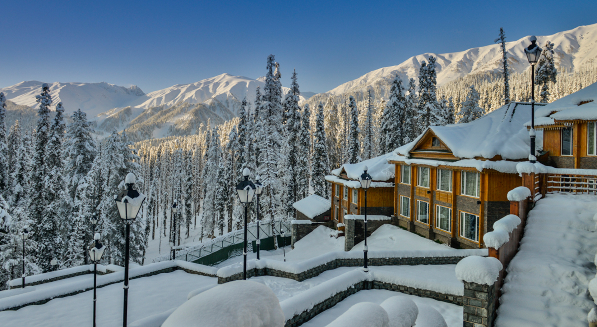 Srinagar Gulmarg Tour Package